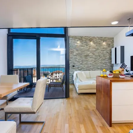 Azure Adriatic With Sea-view Balcony - Happy * Koper