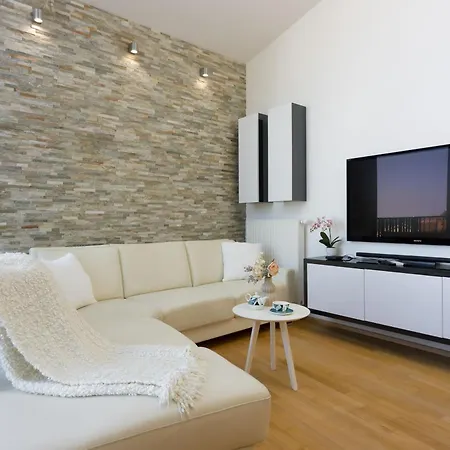 Azure Adriatic With Sea-view Balcony - Happy * Koper