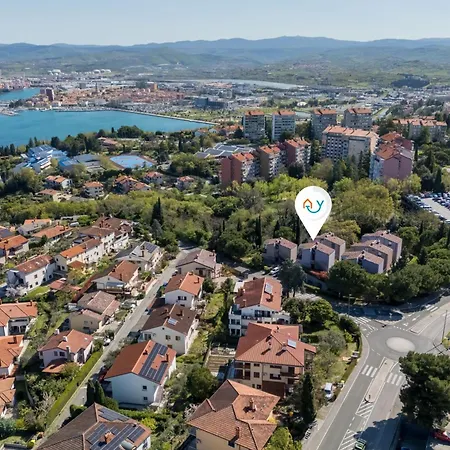 Azure Adriatic With Sea-view Balcony - Happy *